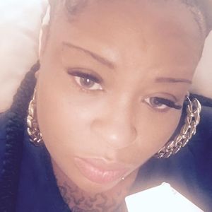 Meet your Posher, Kiki